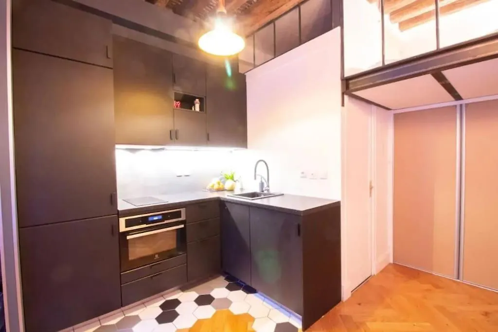Bel Appartement Parisien, Typique Du Marais 0*, Paris Frankreich